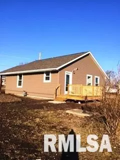 500 E 11th St, Delavan, IL 61734 photo 3
