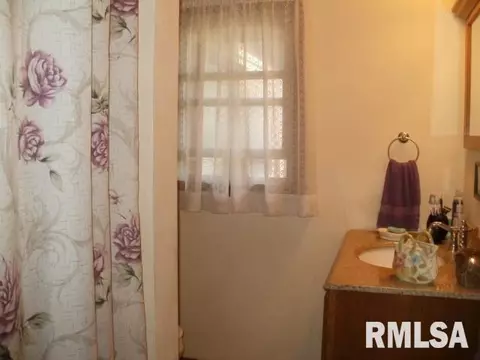 145 Stonegate, Canton, IL 61520 photo 20
