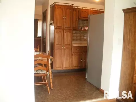 145 Stonegate, Canton, IL 61520 photo 12