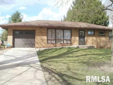 145 Stonegate, Canton, IL 61520 photo 1