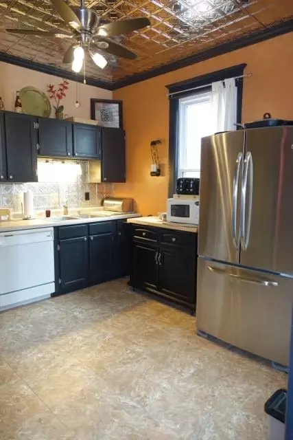 405 N 3rd St, Dunlap, IL 61525 photo 9