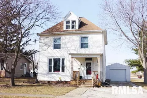 405 N 3rd St, Dunlap, IL 61525 photo 1