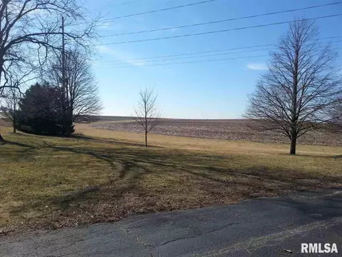 204 S Main St, Roanoke, IL 61561 photo 4