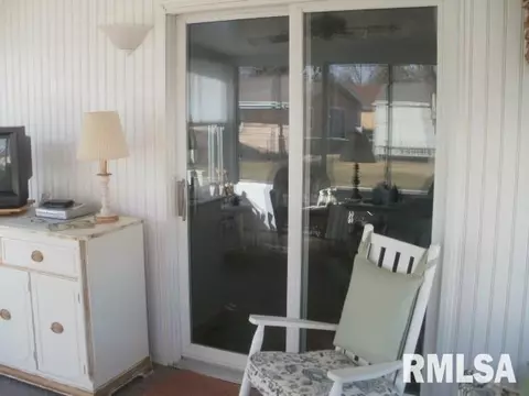 1145 E Ash, Canton, IL 61520 photo 14