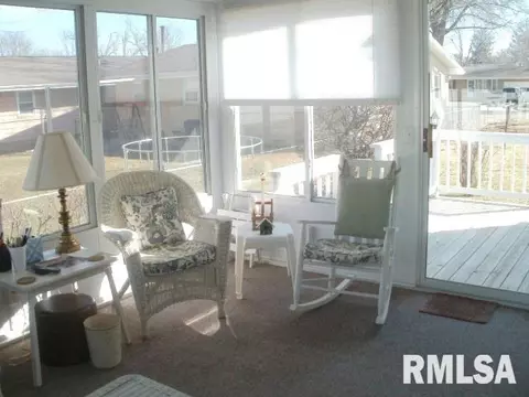 1145 E Ash, Canton, IL 61520 photo 13