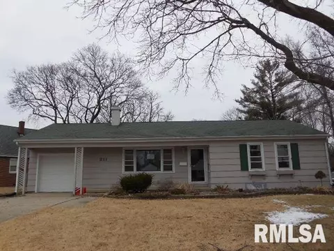 211 Edgewood St, Morton, IL 61550 photo 1
