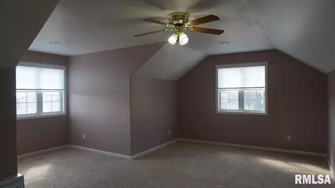 2215 W Murphy Rd, Dunlap, IL 61525 photo 15