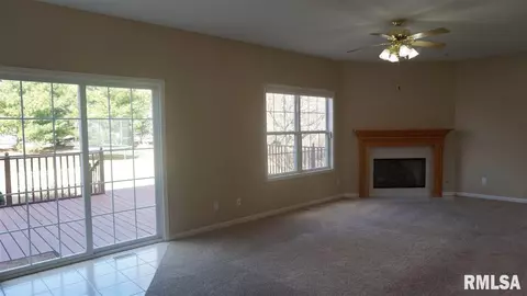 2215 W Murphy Rd, Dunlap, IL 61525 photo 5