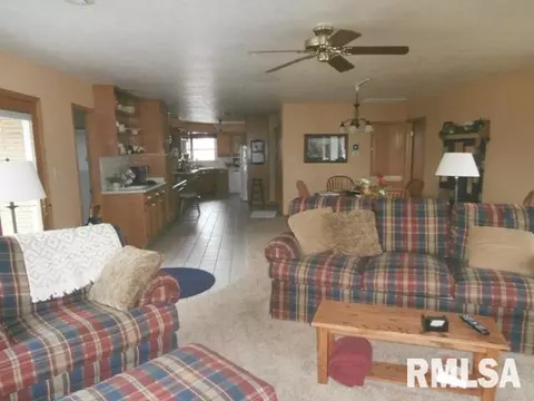 614 W Burton, Eureka, IL 61530 photo 8