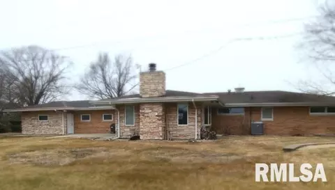 614 W Burton, Eureka, IL 61530 photo 3