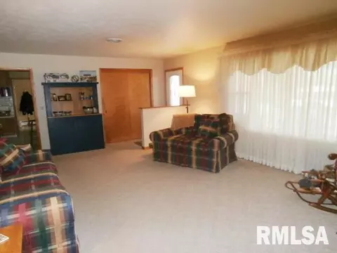 614 W Burton, Eureka, IL 61530 photo 13