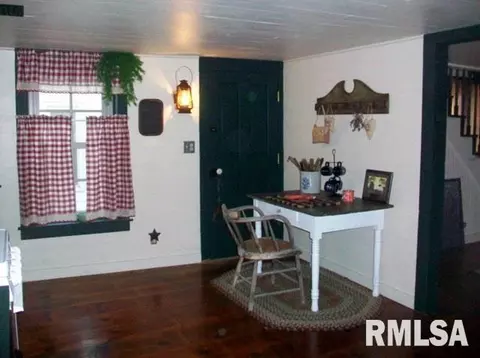 367 W Walnut St, Canton, IL 61520 photo 20