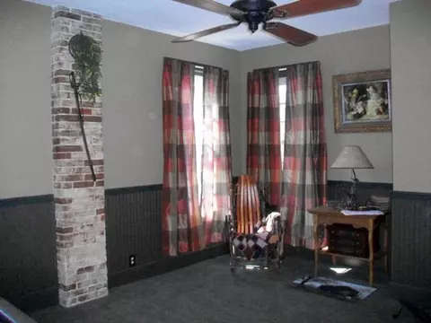 367 W Walnut St, Canton, IL 61520 photo 17
