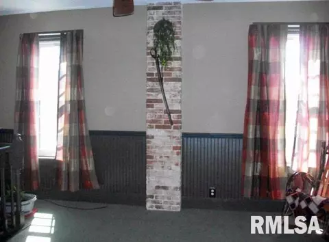 367 W Walnut St, Canton, IL 61520 photo 15