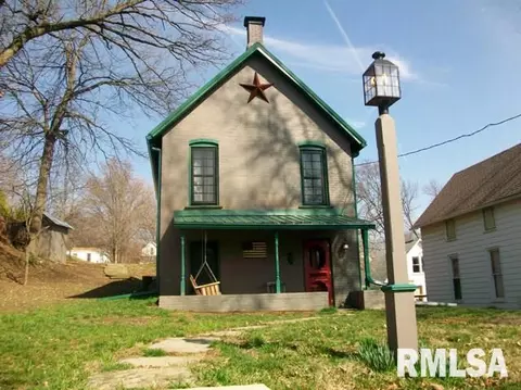 367 W Walnut St, Canton, IL 61520 photo 1