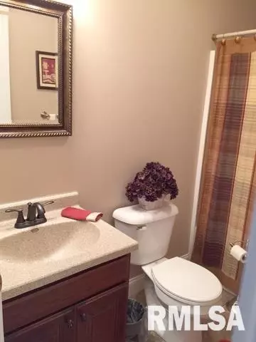 720 Telecom Dr, Fairview, IL 61432 photo 12