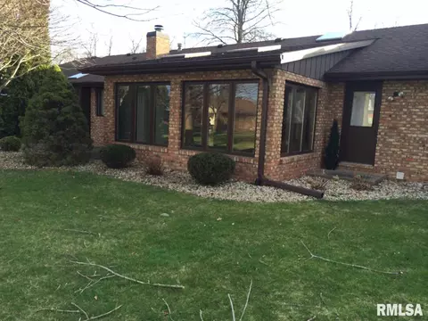 21 Cherry Ln, Morton, IL 61550 photo 3
