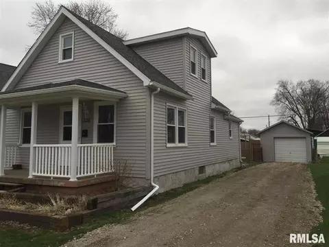 336 E Birch St, Canton, IL 61520 photo 2