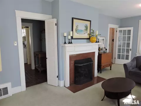 432 S Edwards St, Macomb, IL 61455 photo 10