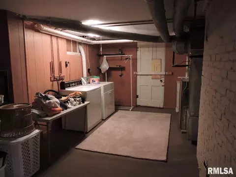 432 S Edwards St, Macomb, IL 61455 photo 30