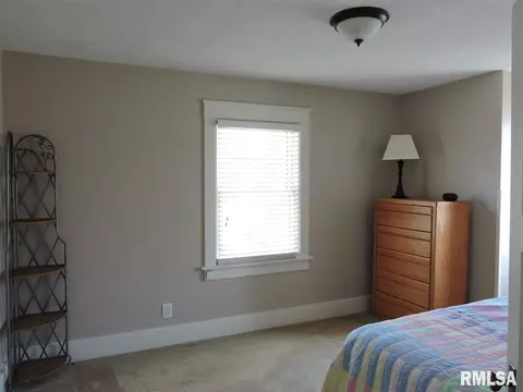 432 S Edwards St, Macomb, IL 61455 photo 23