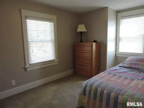 432 S Edwards St, Macomb, IL 61455 photo 21