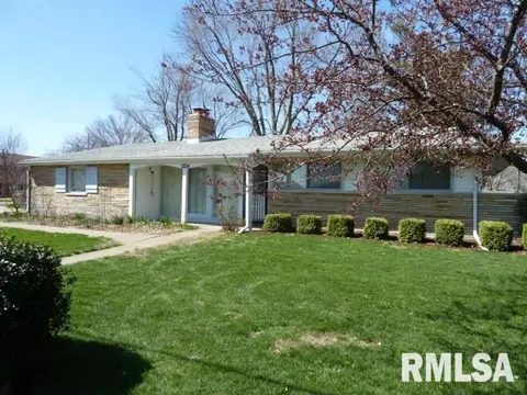 1204 Eagle Ave, Washington, IL 61571 photo 1