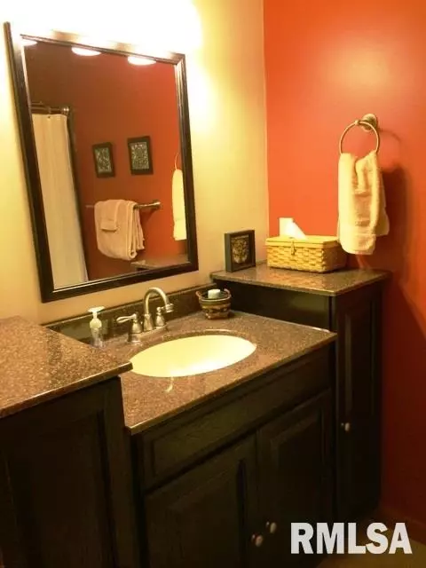 1017 Redbud Ln, Eureka, IL 61530 photo 20