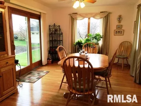 1017 Redbud Ln, Eureka, IL 61530 photo 12