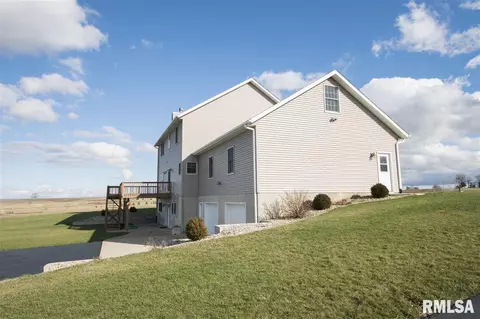 9 Cobblestone Way, Eureka, IL 61530 photo 2