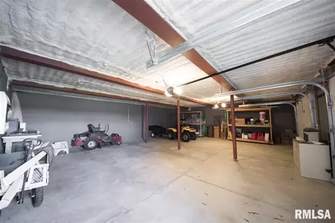 9 Cobblestone Way, Eureka, IL 61530 photo 31