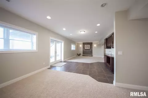 9 Cobblestone Way, Eureka, IL 61530 photo 26