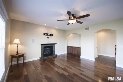 9 Cobblestone Way, Eureka, IL 61530 photo 17
