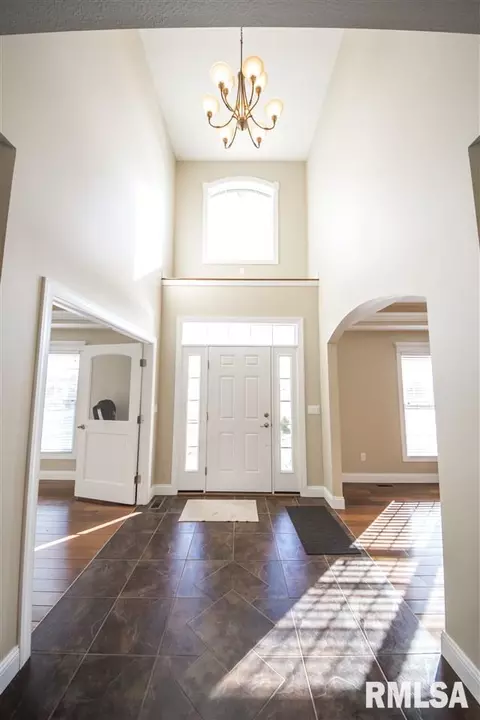 9 Cobblestone Way, Eureka, IL 61530 photo 9