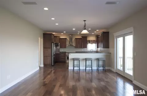 9 Cobblestone Way, Eureka, IL 61530 photo 12