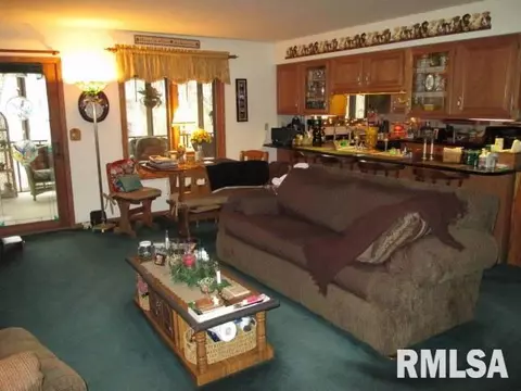 212 Apple Dr, Metamora, IL 61548 photo 4