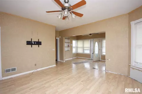 115 E Jackson St, Morton, IL 61550 photo 6