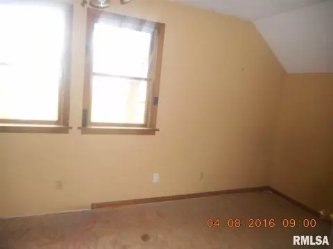 749 Bricktown, Lowpoint, IL 61545 photo 12