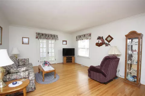 1003 E Willcox Ave, Peoria, IL 61603 photo 3