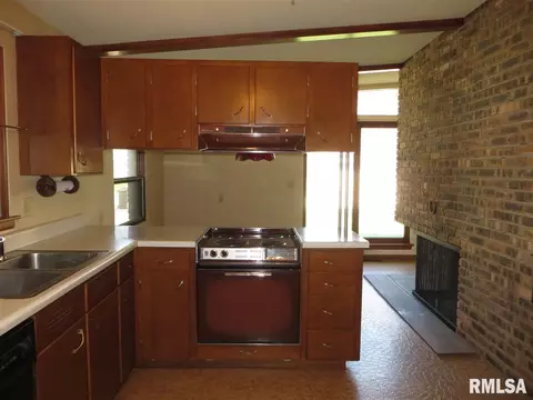 800 Sunset Rd, Morton, IL 61550 photo 10