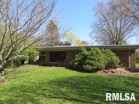 800 Sunset Rd, Morton, IL 61550 photo 3
