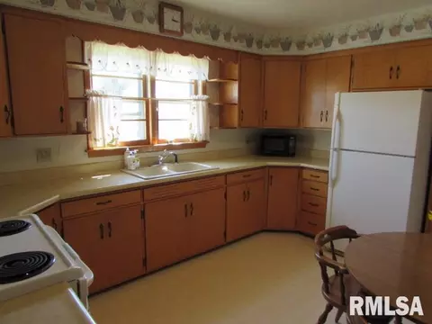 619 W Progress St, Metamora, IL 61548 photo 10