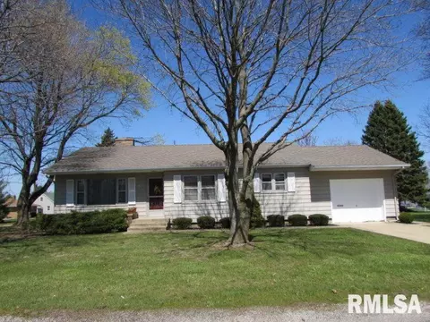 619 W Progress St, Metamora, IL 61548 photo 2