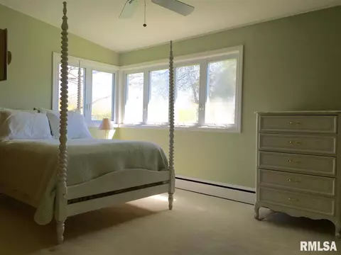 705 E Franklin St, Macomb, IL 61455 photo 14