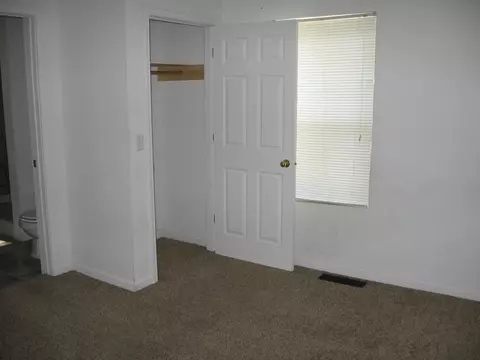 526 S Mcarthur St, Macomb, IL 61455 photo 8