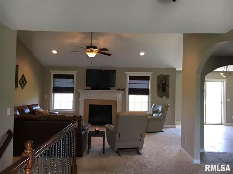 1429 Willow Dr, Washington, IL 61571 photo 10