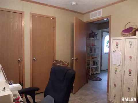 1601 E Jackson St, Macomb, IL 61455 photo 10