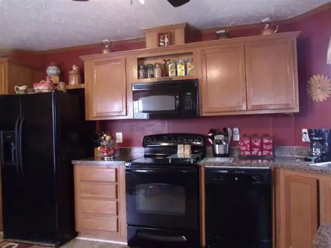 1601 E Jackson St, Macomb, IL 61455 photo 6