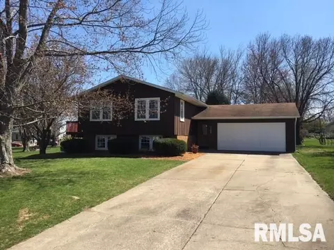 1122 Arthur Ln, Metamora, IL 61548 photo 1
