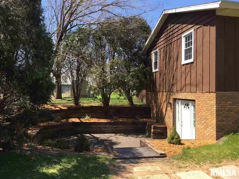 1122 Arthur Ln, Metamora, IL 61548 photo 3